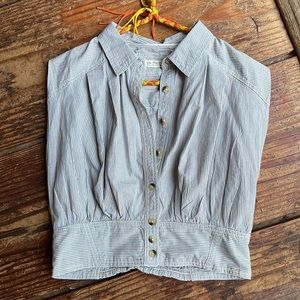 We The Free Small cropped button up short sleeve